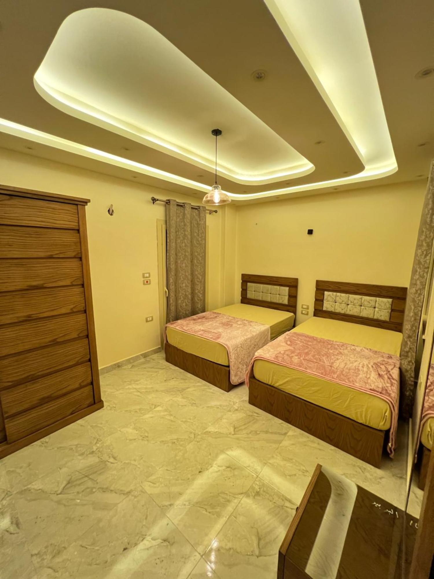 في المنيل Apartment *