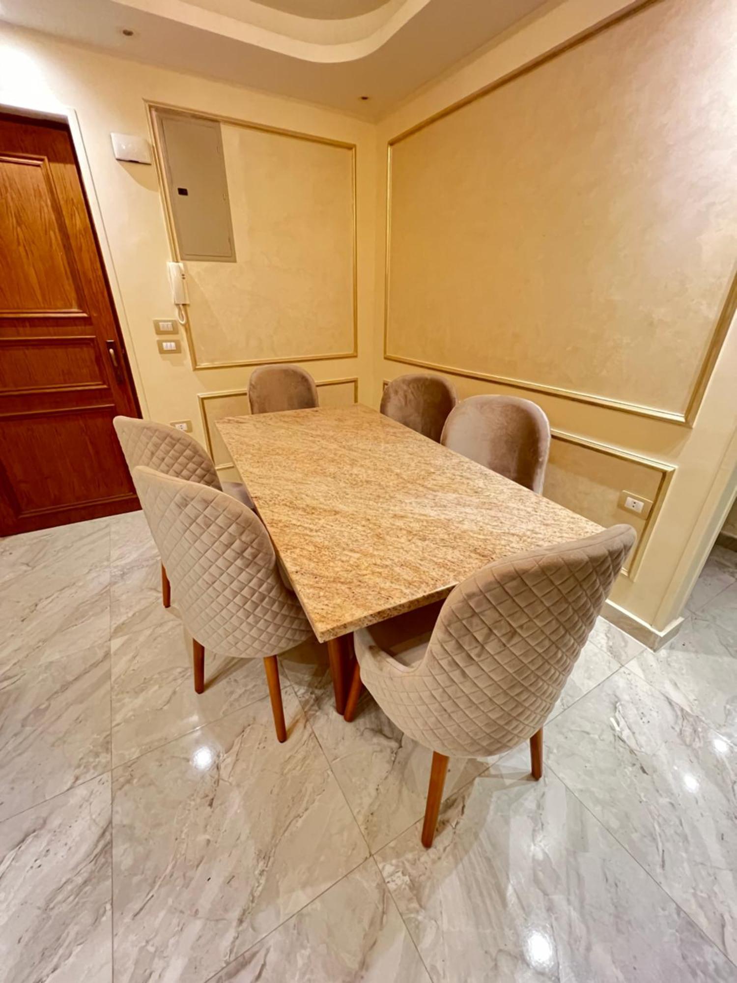 في المنيل Apartment *