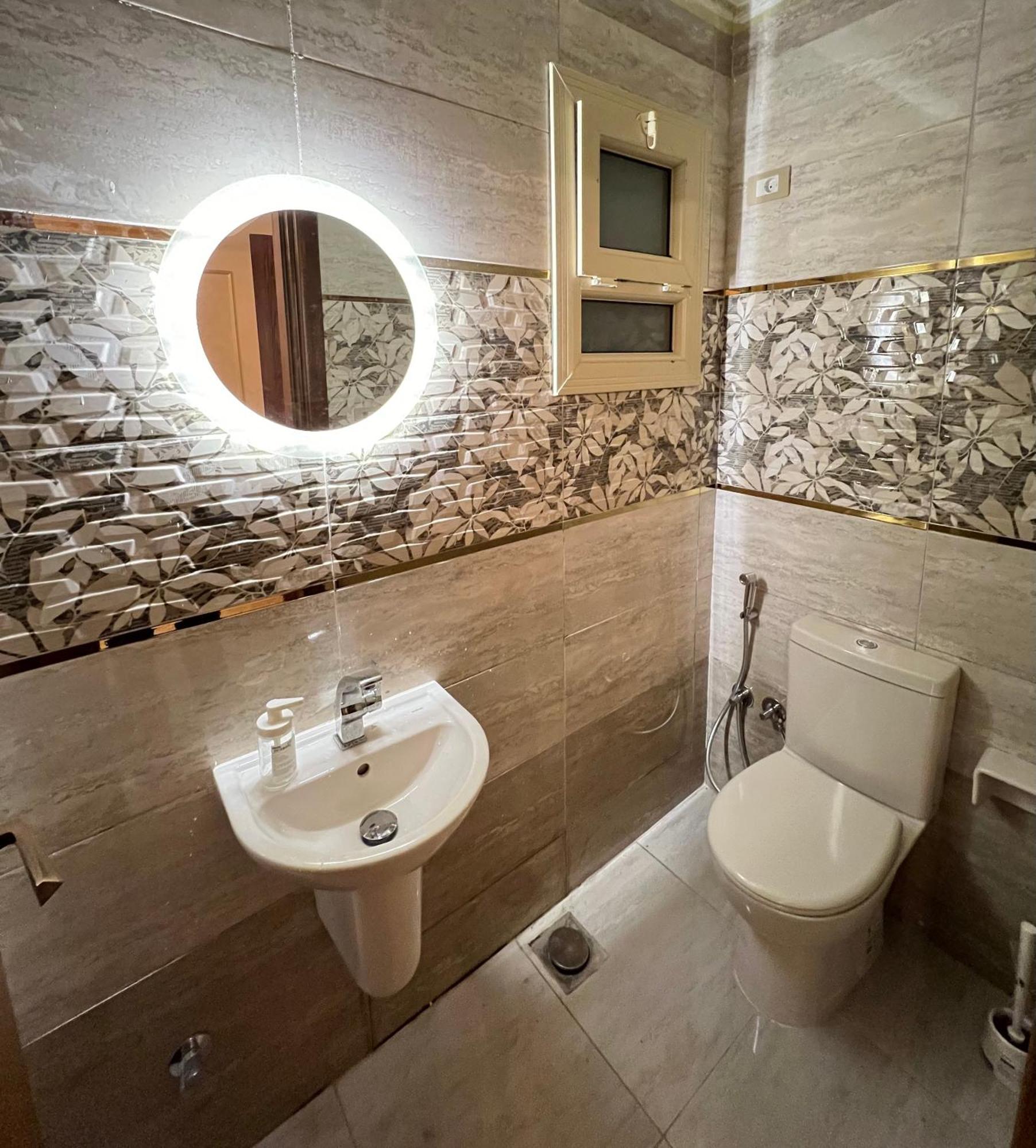 في المنيل Apartment